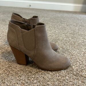 Ankle Boot Size 8